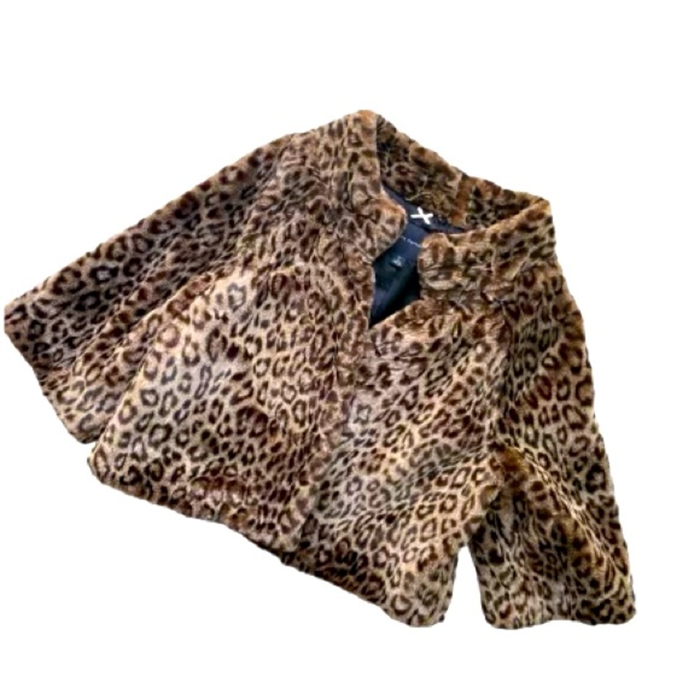 BANANA REPUBLIC faux fur leopard printed crop jacket